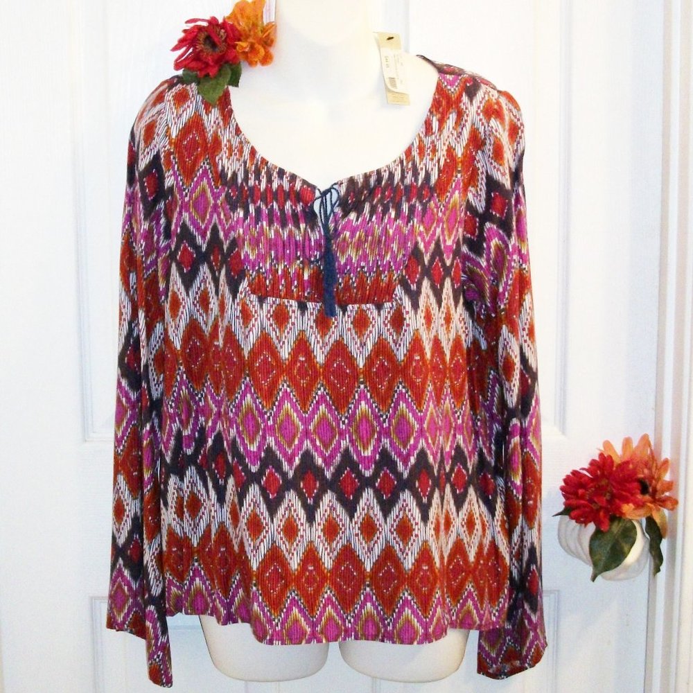 ARIAT Sz M NWT "Sophia" Blouse Chevron Long Bell Sleeve Top Blue Tassel Tie Neck
